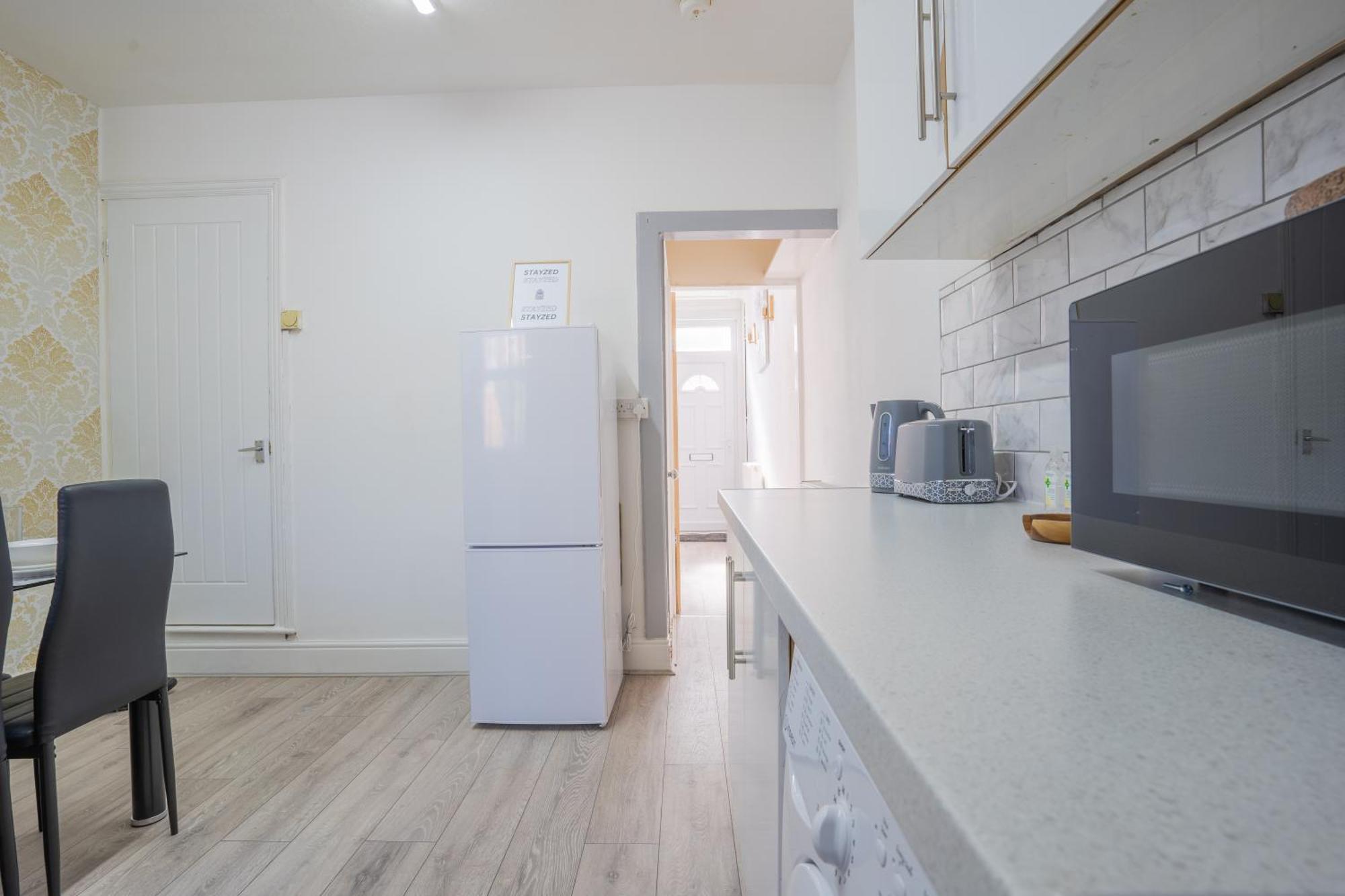 Stayzed E - Ng7 Free Wifi, Parking, Stylish House Near City Centre - Great For Tourists, Families, Contractors & Long Stays Nottingham Exterior foto